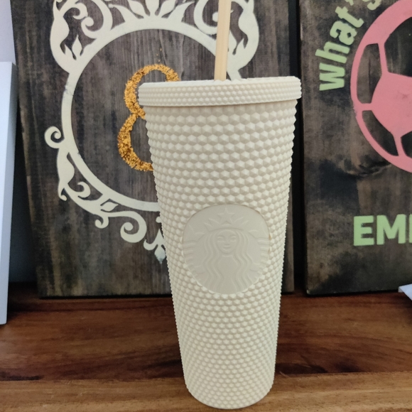 Starbucks Studded Matt Yellow Taiwan 2021 Venti Tumbler - Picture 1 of 3